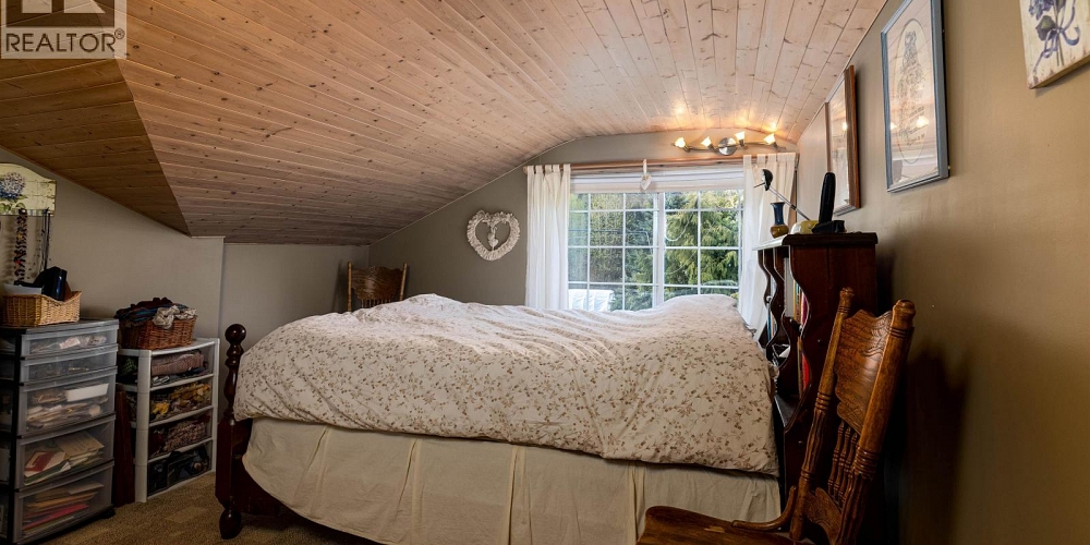 6237 NELSON ROAD Terrace Photo 9 6237 NELSON ROAD Terrace Photo 9